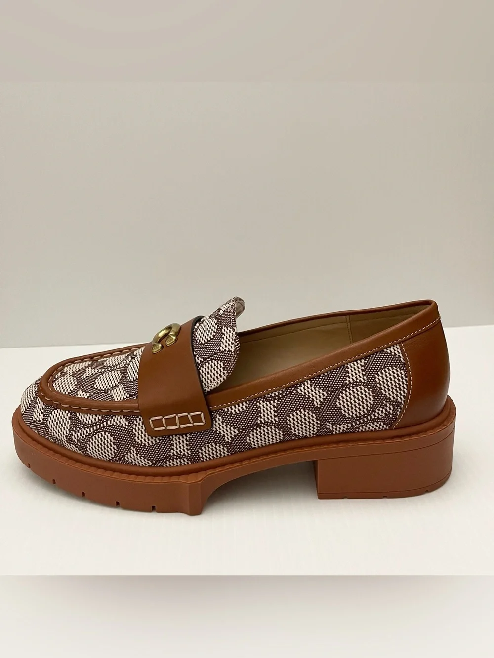 Coach Women’s Leah Platform Lug Sole Loafers Size 9 Brown/Tan